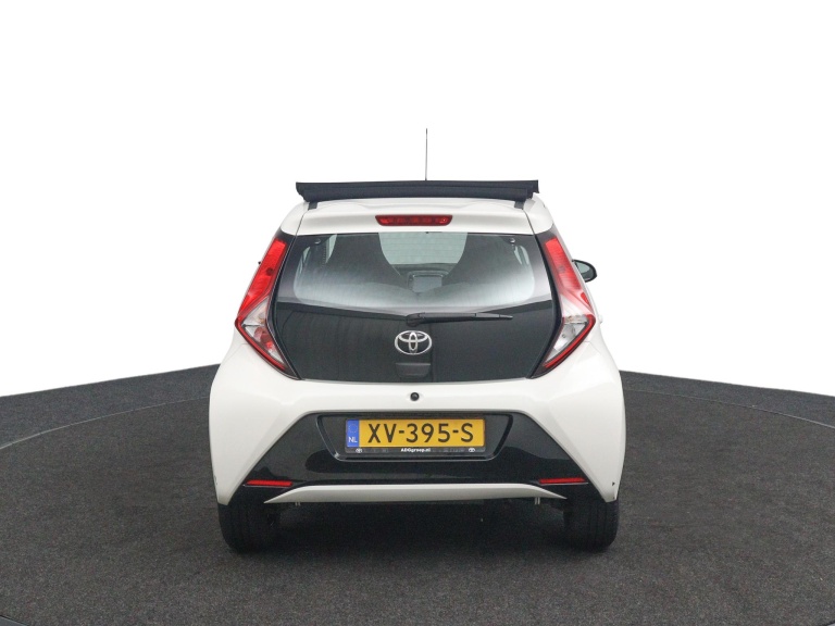 Toyota Aygo - 1.0 VVT-i x-play Cabrio 8