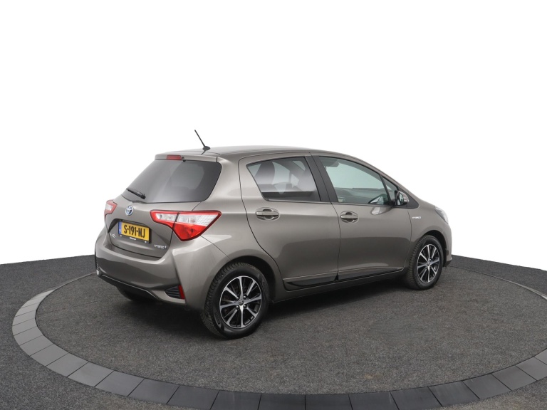 Toyota Yaris - 1.5 Hybrid Design Sport 2