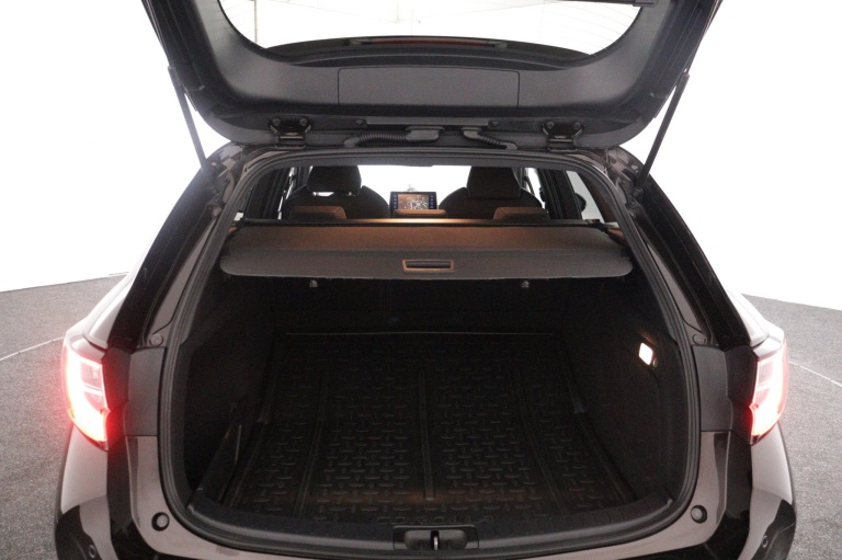 Toyota Corolla Touring Sports - 2.0 Hybrid Style 19