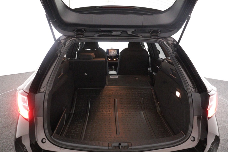 Toyota Corolla Touring Sports - 2.0 Hybrid Style 22
