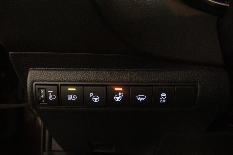 Toyota Corolla Touring Sports - 2.0 Hybrid Style 28