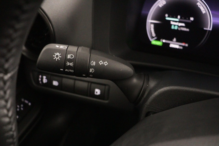 Toyota C-HR - 1.8 Hybrid 140 Dynamic 31