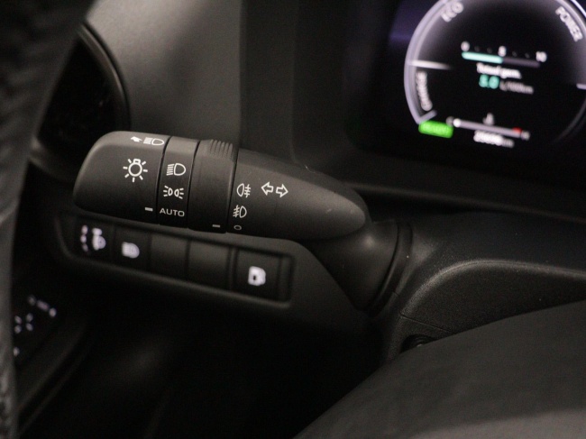 Toyota C-HR - 1.8 Hybrid 140 Dynamic