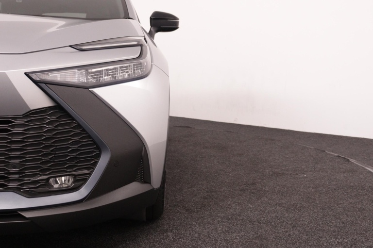 Toyota C-HR - 1.8 Hybrid 140 Dynamic 36