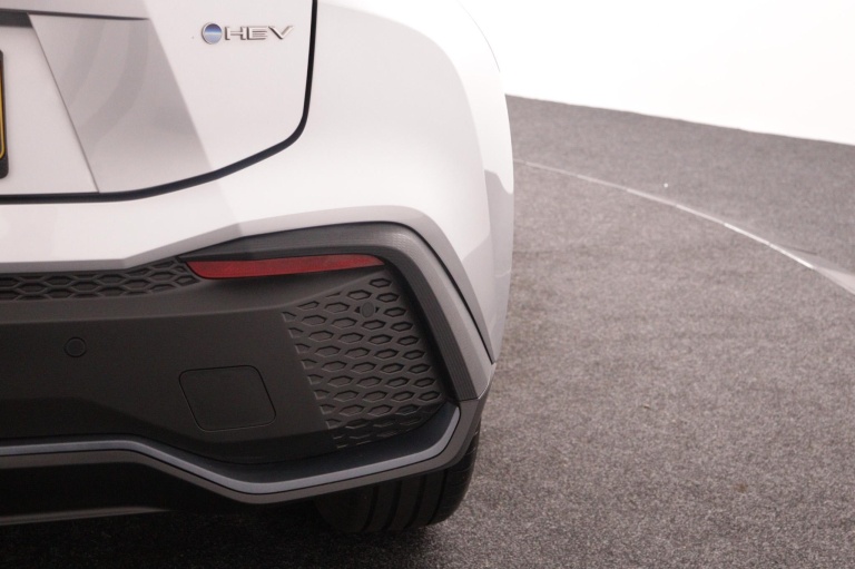 Toyota C-HR - 1.8 Hybrid 140 Dynamic 40