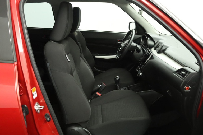 Suzuki Swift - 1.0 Stijl Smart Hybrid 22