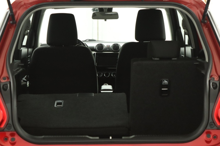 Suzuki Swift - 1.0 Stijl Smart Hybrid 25