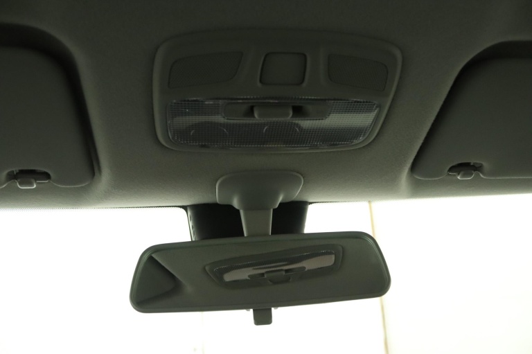 Suzuki Swift - 1.0 Stijl Smart Hybrid 33