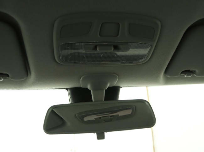 Suzuki Swift - 1.0 Stijl Smart Hybrid