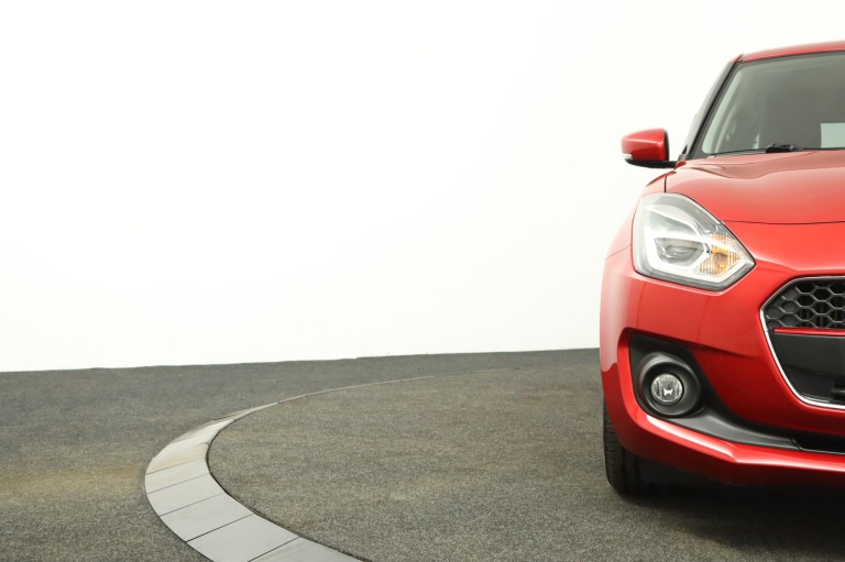 Suzuki Swift - 1.0 Stijl Smart Hybrid 36