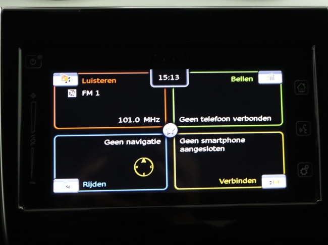 Suzuki Swift - 1.0 Stijl Smart Hybrid