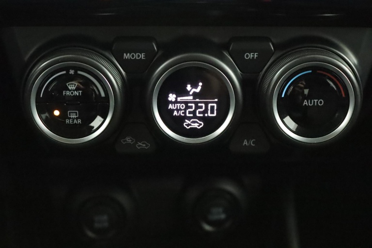 Suzuki Swift - 1.0 Stijl Smart Hybrid 7