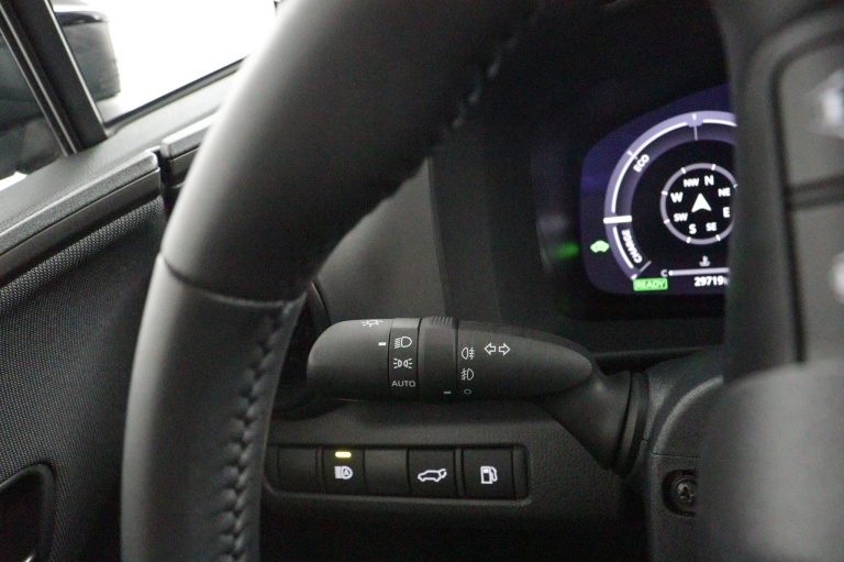Toyota C-HR - 1.8 Hybrid 140 First Edition 31