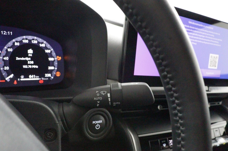 Toyota C-HR - 1.8 Hybrid 140 First Edition 32