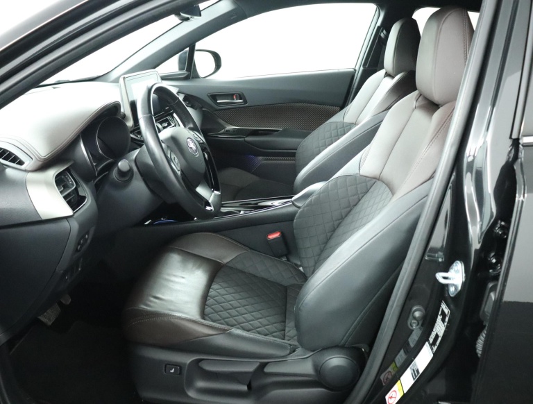 Toyota C-HR - 1.8 Hybrid Executive Ultimate 17