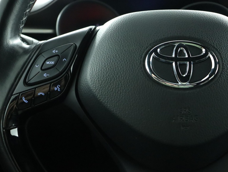 Toyota C-HR - 1.8 Hybrid Executive Ultimate 19