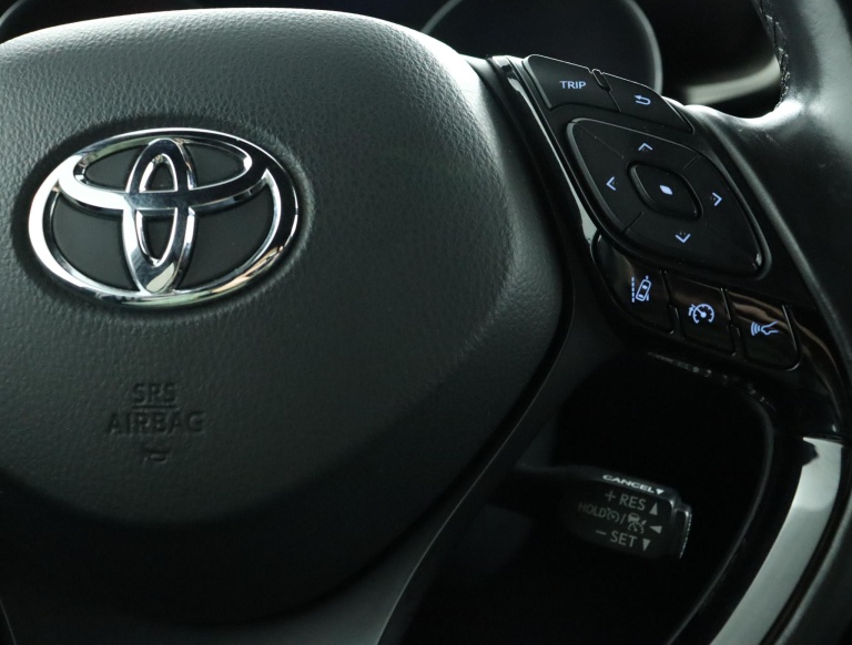 Toyota C-HR - 1.8 Hybrid Executive Ultimate 21