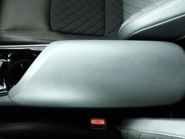 Toyota C-HR - 1.8 Hybrid Executive Ultimate