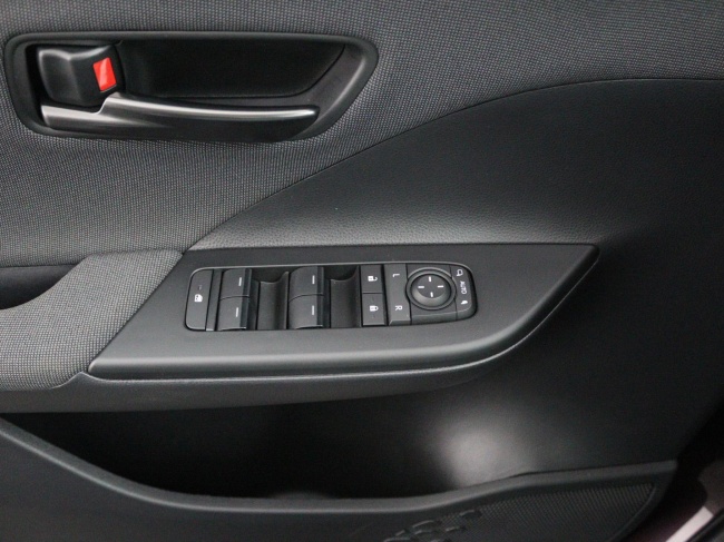 Toyota C-HR - 1.8 Hybrid 140 Dynamic