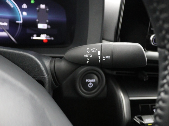 Toyota C-HR - 1.8 Hybrid 140 Dynamic