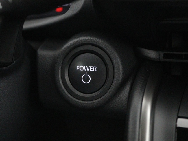 Toyota C-HR - 1.8 Hybrid 140 Dynamic