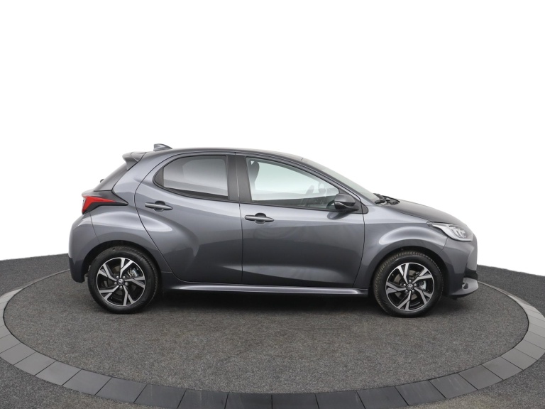 Toyota Yaris - 1.5 Hybrid 115 First Edition 13