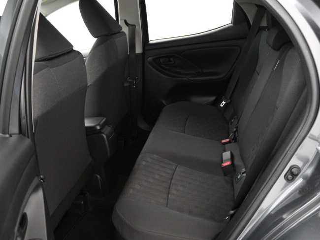 Toyota Yaris - 1.5 Hybrid 115 First Edition