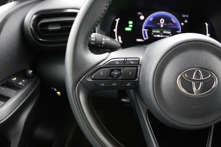 Toyota Yaris - 1.5 Hybrid 115 First Edition 19