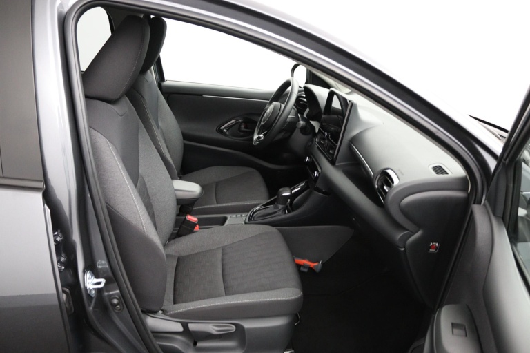 Toyota Yaris - 1.5 Hybrid 115 First Edition 22