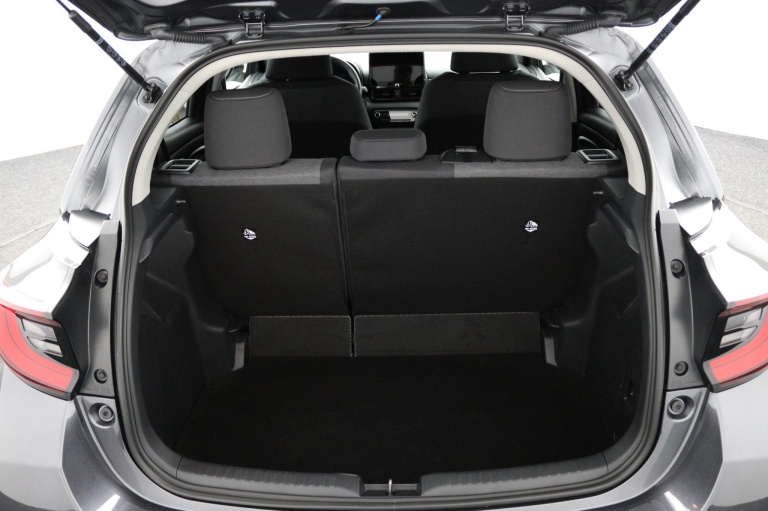 Toyota Yaris - 1.5 Hybrid 115 First Edition 23
