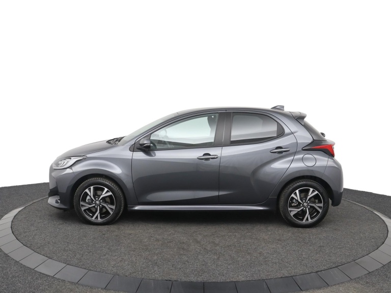 Toyota Yaris - 1.5 Hybrid 115 First Edition 3