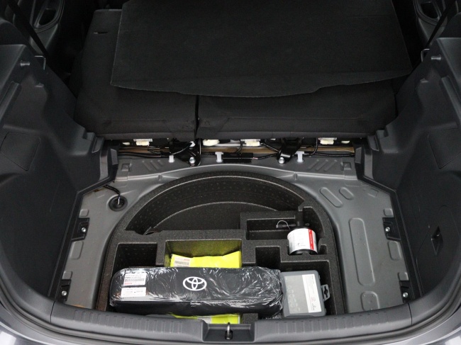 Toyota Yaris - 1.5 Hybrid 115 First Edition