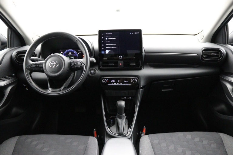 Toyota Yaris - 1.5 Hybrid 115 First Edition 4
