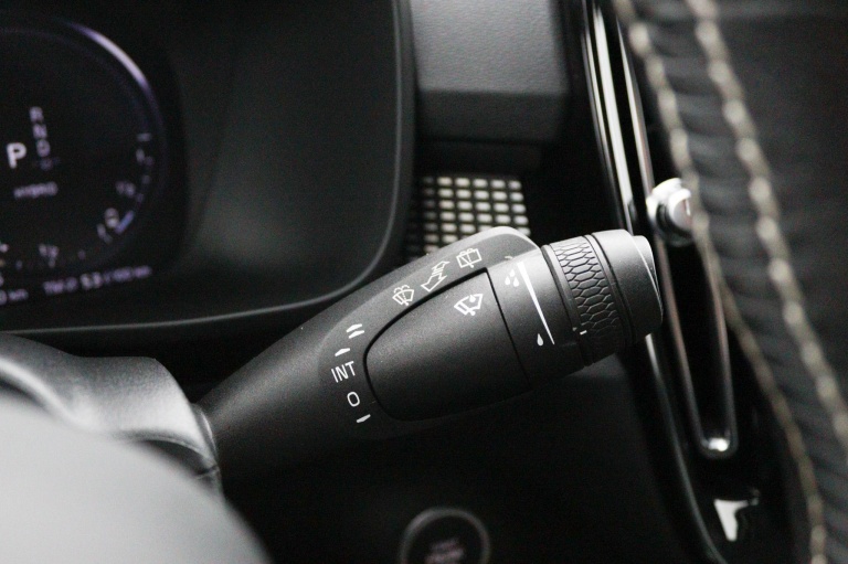 Volvo XC40 - 1.5 T5 Recharge R-Design 14
