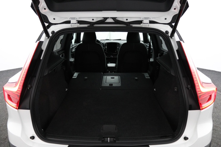 Volvo XC40 - 1.5 T5 Recharge R-Design 39