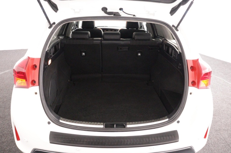 Toyota Auris Touring Sports - 1.8 Hybrid Lease Pro 23