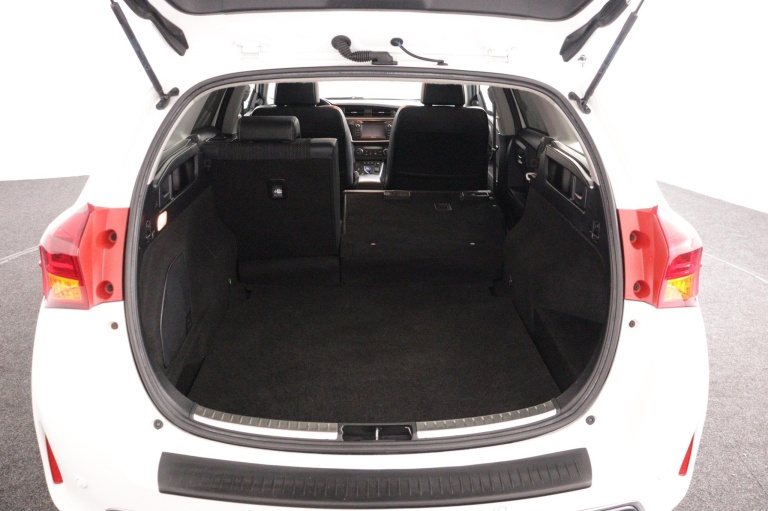 Toyota Auris Touring Sports - 1.8 Hybrid Lease Pro 24
