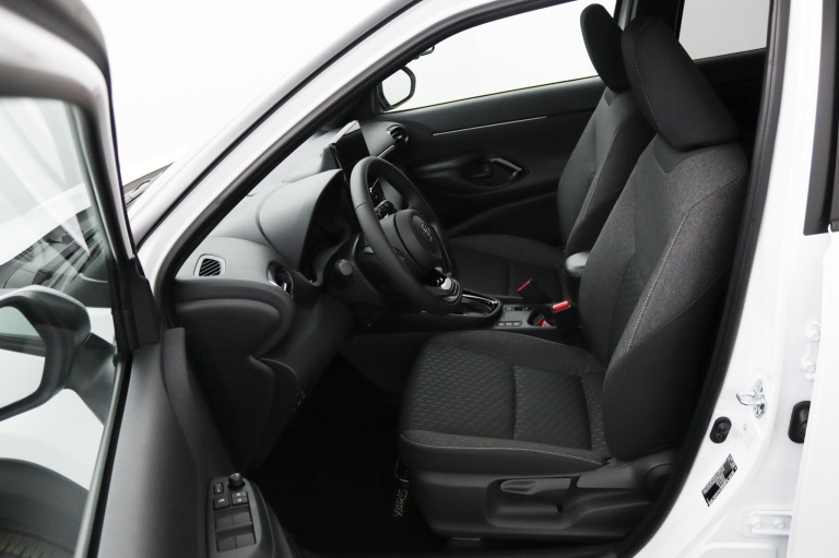 Toyota Yaris Cross - 1.5 Hybrid 130 Dynamic 17
