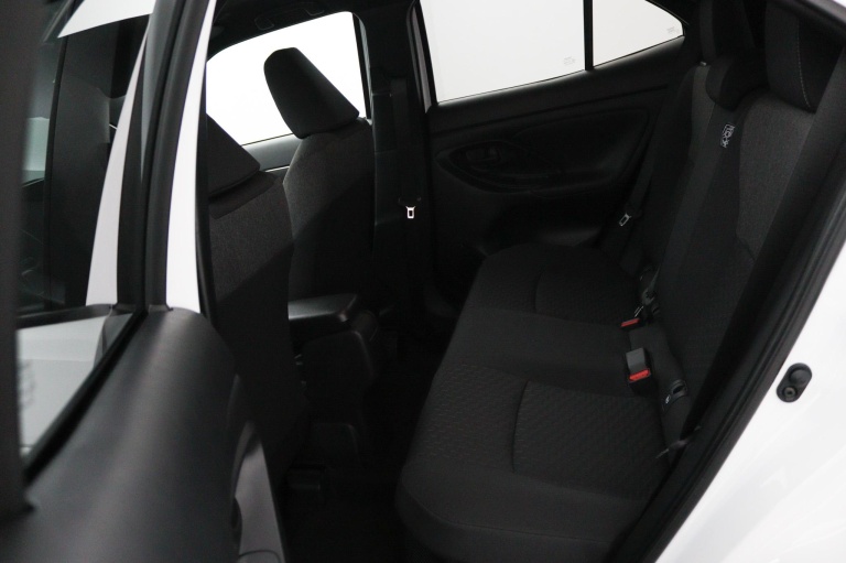 Toyota Yaris Cross - 1.5 Hybrid 130 Dynamic 18