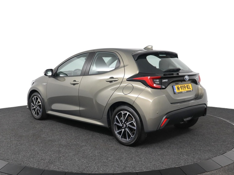 Toyota Yaris - 1.5 Hybrid Dynamic 12