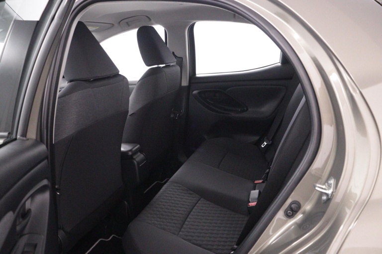 Toyota Yaris - 1.5 Hybrid Dynamic 18