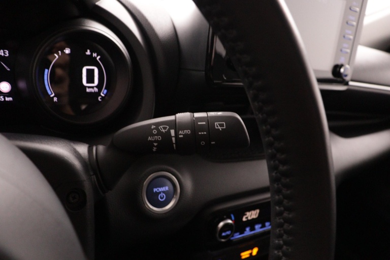 Toyota Yaris - 1.5 Hybrid Dynamic 30
