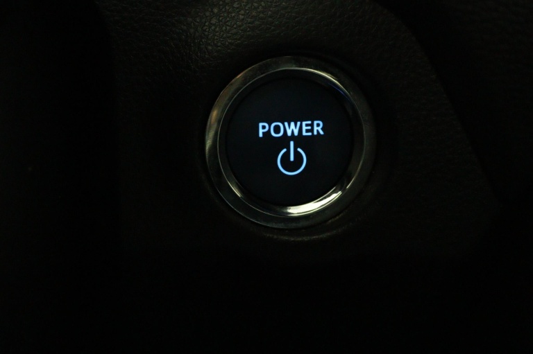 Toyota RAV4 - 2.5 Hybrid Black Edition 21