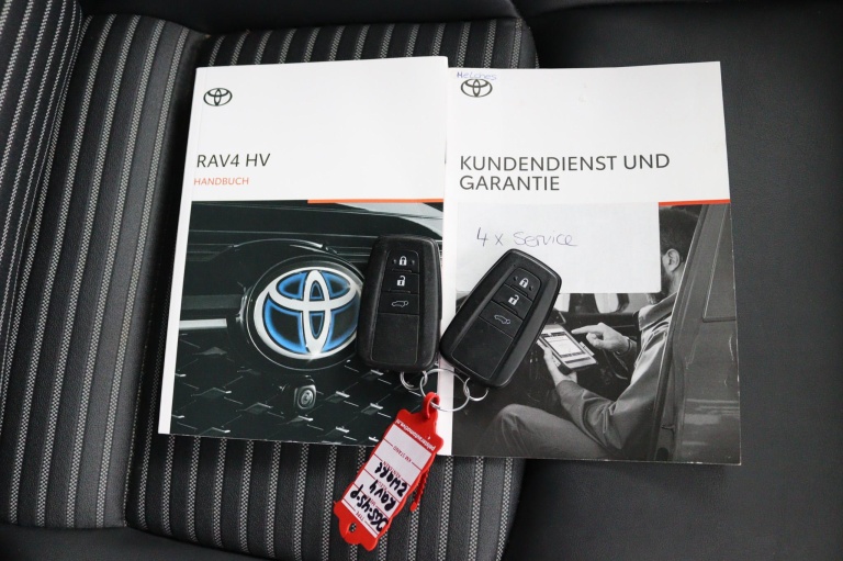 Toyota RAV4 - 2.5 Hybrid Black Edition 28