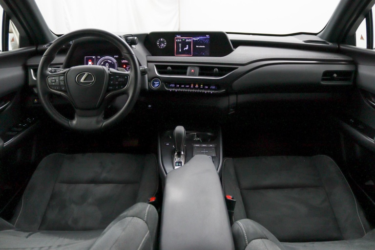 Lexus UX - 300e Business 54 kWh 4