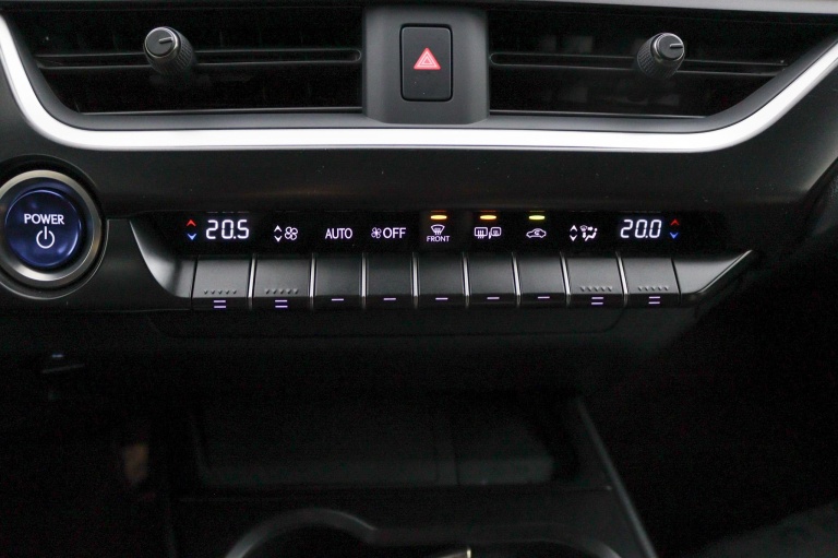 Lexus UX - 300e Business 54 kWh 7