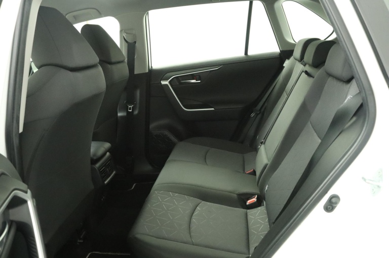 Toyota RAV4 - 2.5 Hybrid Active 18