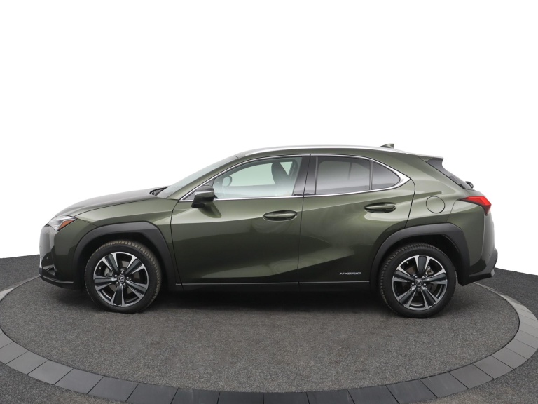Lexus UX - 250h Preference Line 3