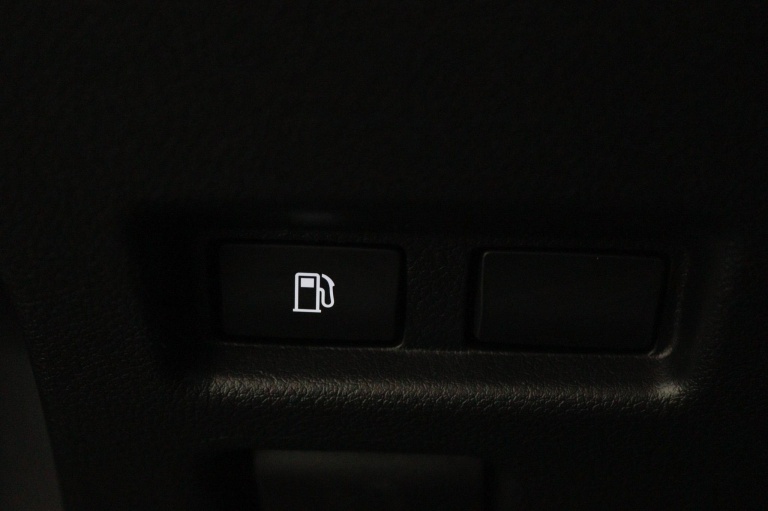 Lexus UX - 250h Preference Line 46