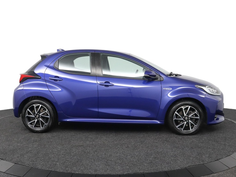 Toyota Yaris - 1.5 Hybrid Dynamic 13